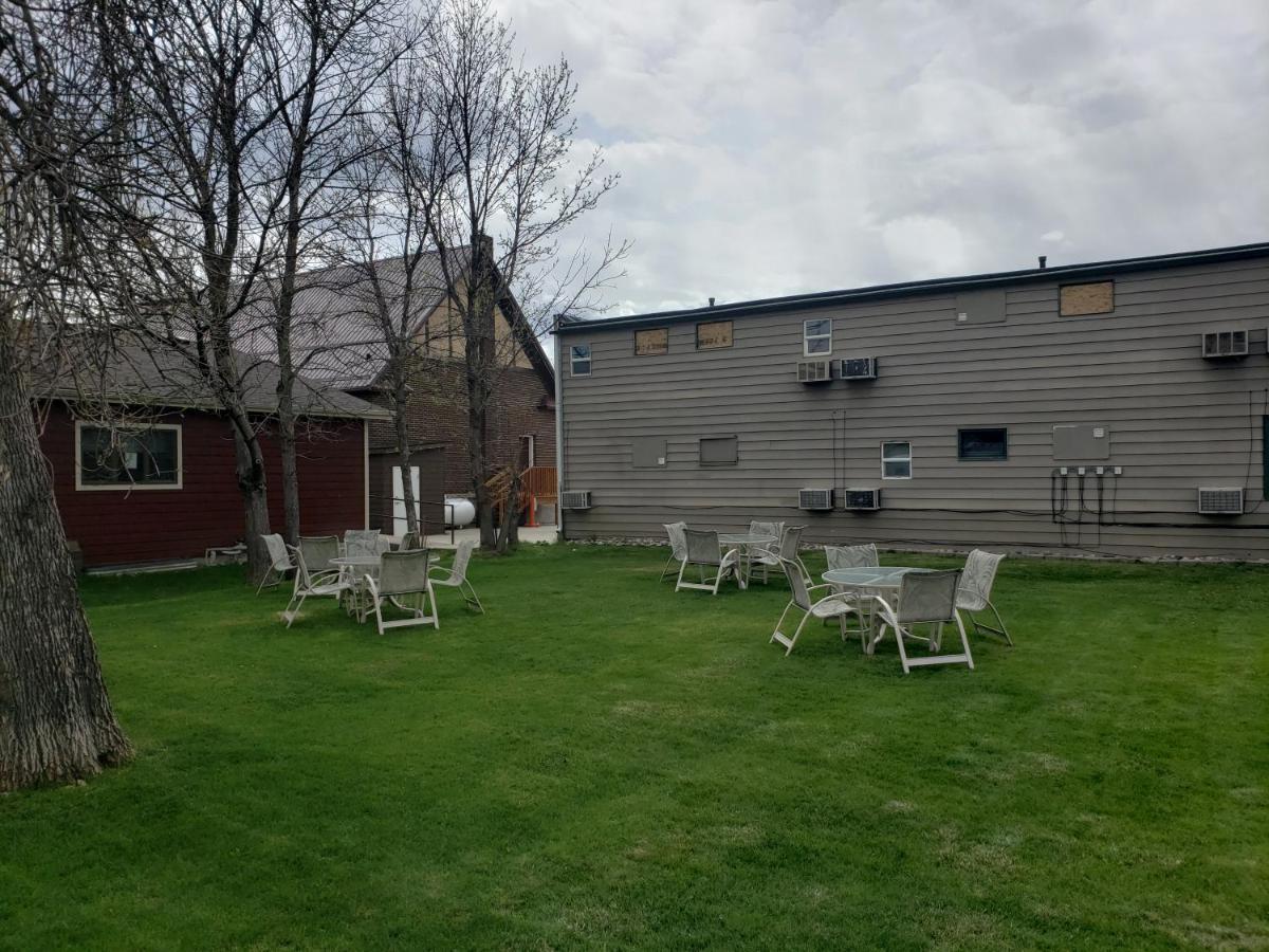 Autumn'S Inn Roundup Exterior foto